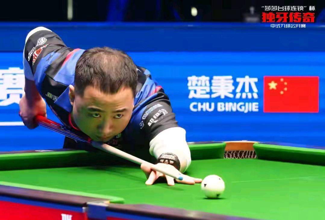 通过观察他 通过观察他